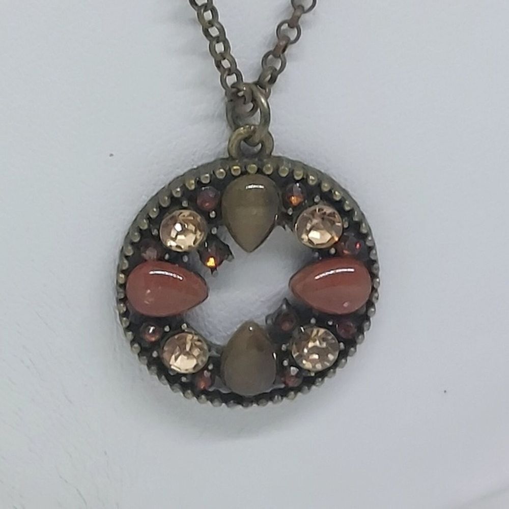 Necklace‎ circle pendant with rhinestones